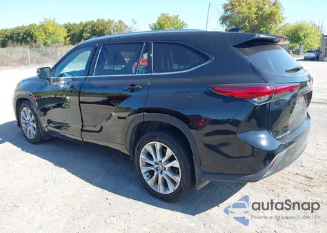 2021 Toyota Highlander Limited z USA, uszkodzony, nr VIN 5TDDZRBH3MS532764